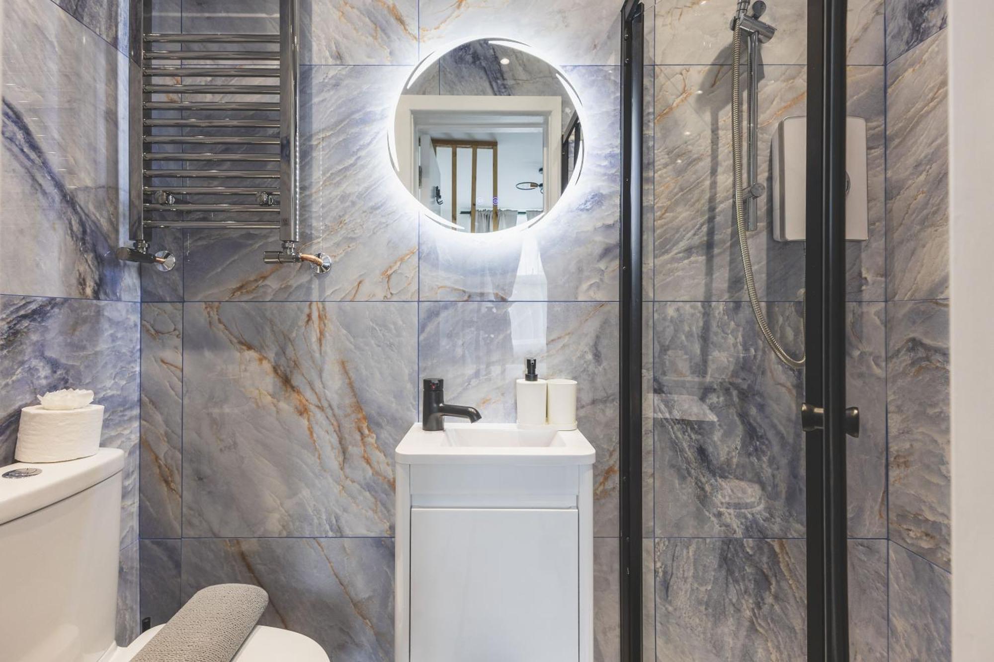 Apartment Stunning Serviced Great Location - Perfect For Corporate,contractors And Leisure Clients London